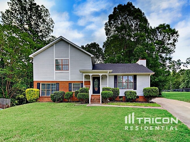 Building Photo - 5801 Leaf Ct