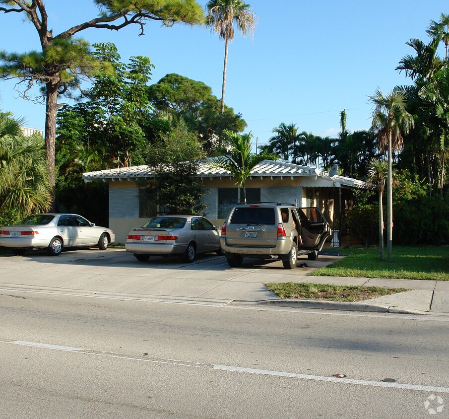 Primary Photo - 409 SE 17th St
