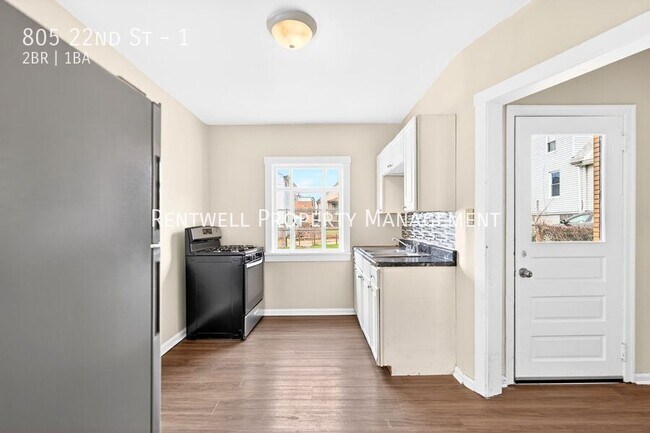 Foto del edificio - 805 22nd St