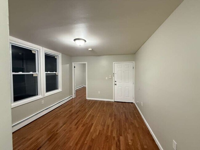 139 Avenida Wilkinson 2R - 138 Wilkinson Ave