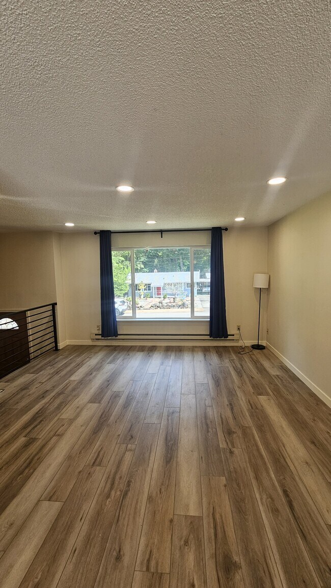 Foto del edificio - 6005 6th Ave SE