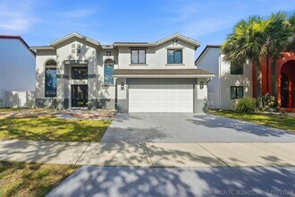 Building Photo - 19242 NW 89th Ave