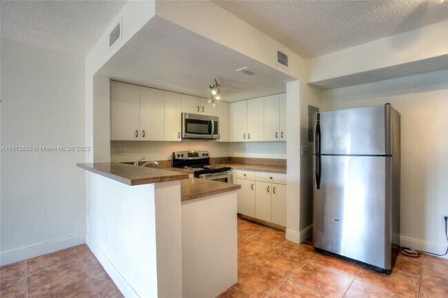 Building Photo - 510 NW 86th Pl