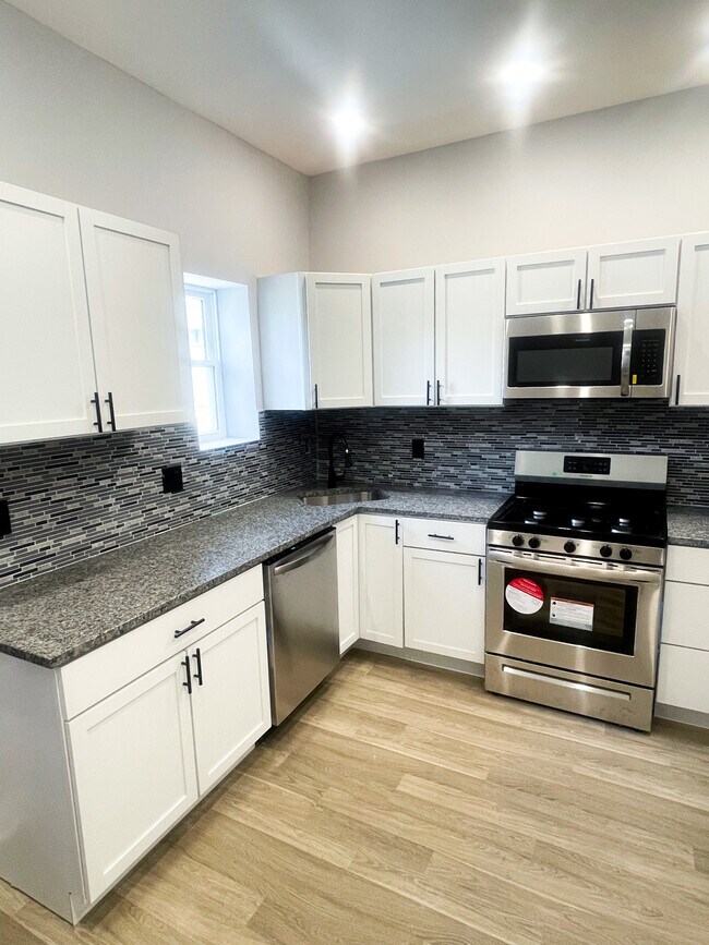 Cocina - 1716 Moreland Ave