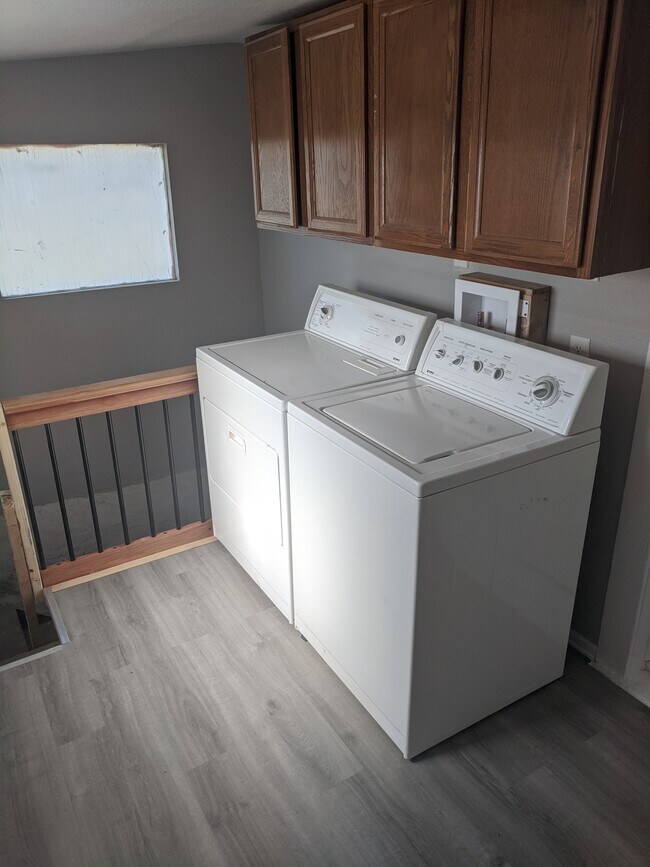 In building laundry (free) - 4097 S Bannock St