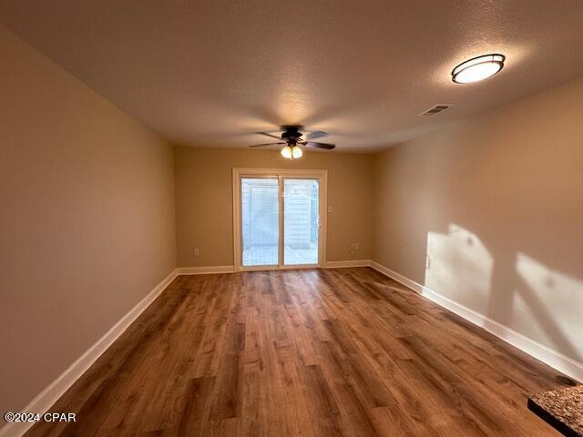 Foto del edificio - 1730 Mallard Dr