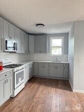 Building Photo - 658 King Georges Rd