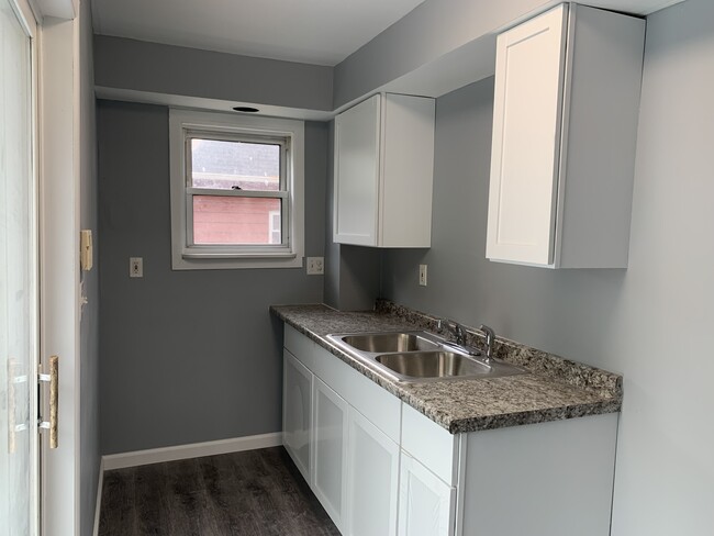 Foto del edificio - 243 19th St NW