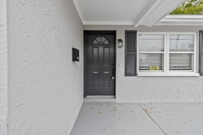Foto del edificio - 7480 Hobson St NE