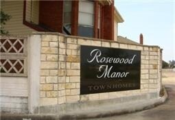 Foto del edificio - Rosewood Manor Townhomes