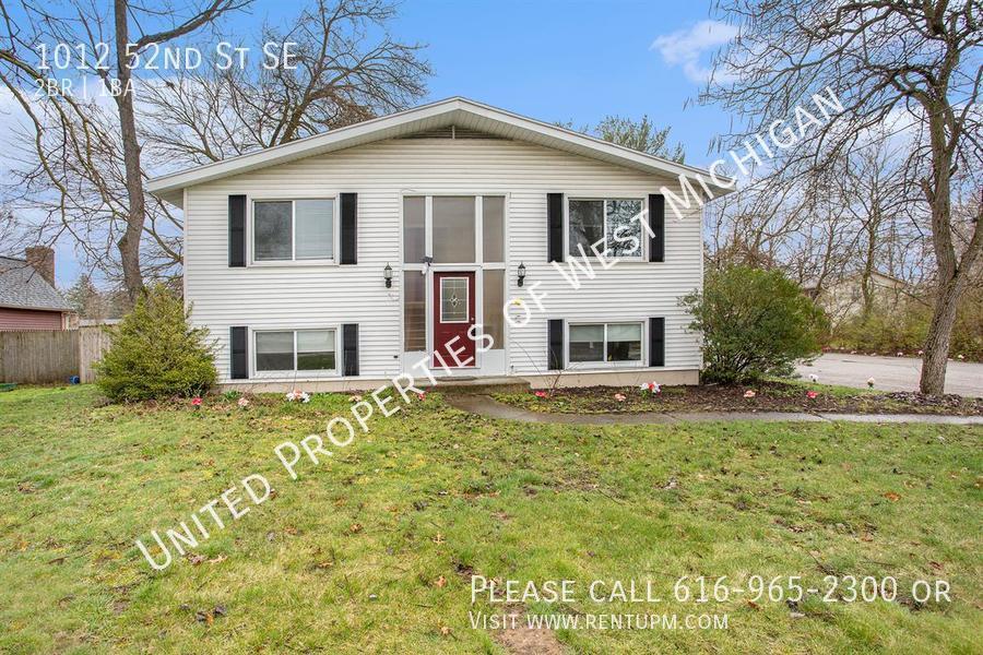 1012 52nd St SE, Kentwood, MI 49508 Room for Rent in Kentwood, MI