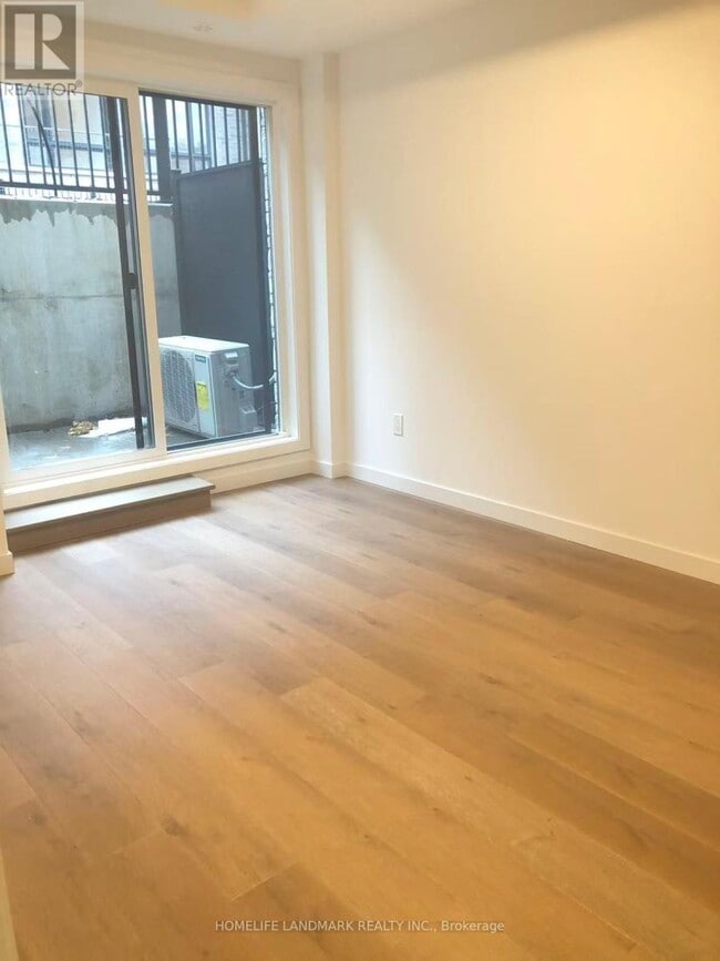 Photo du bâtiment - 113 Marydale Ave