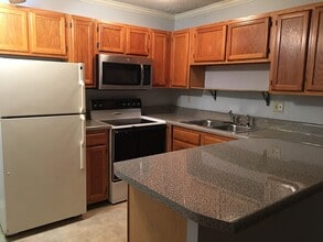 Building Photo - 1507 Highland Ave
