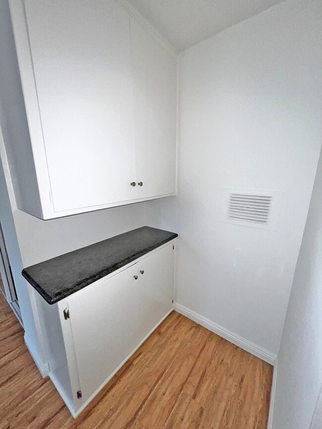 Building Photo - 4524 S Slauson Ave