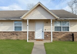 Building Photo - 909 Durham Pl