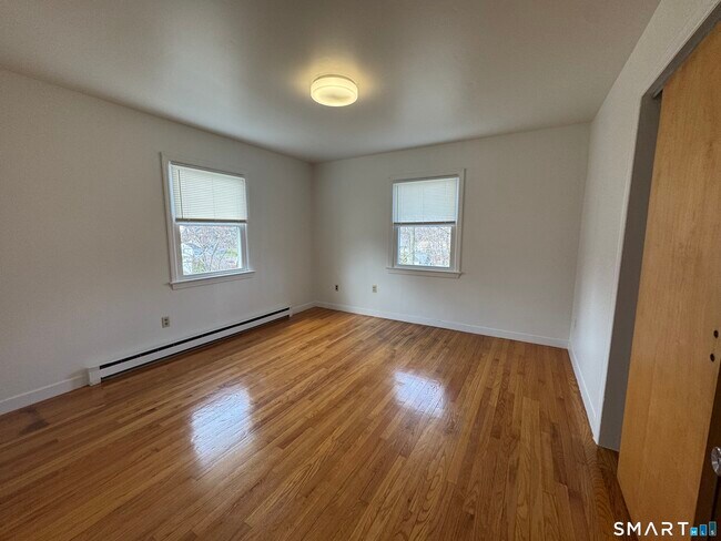 Building Photo - 43 Brooklawn Ave