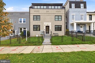Building Photo - 1631 Montello Ave NE