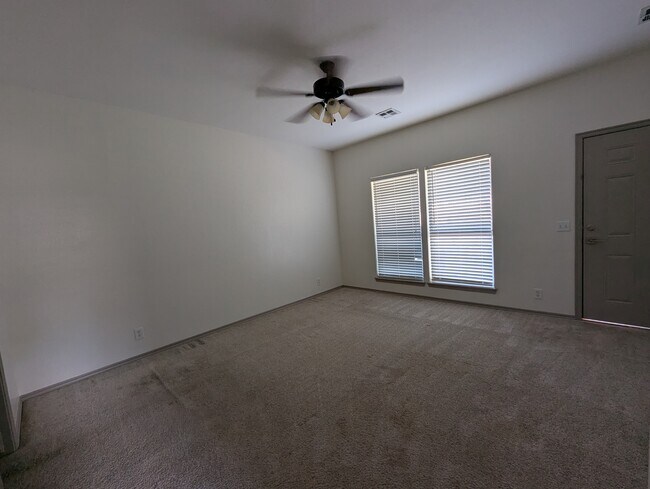 Dormitorio principal - 13715 Oxford Dr