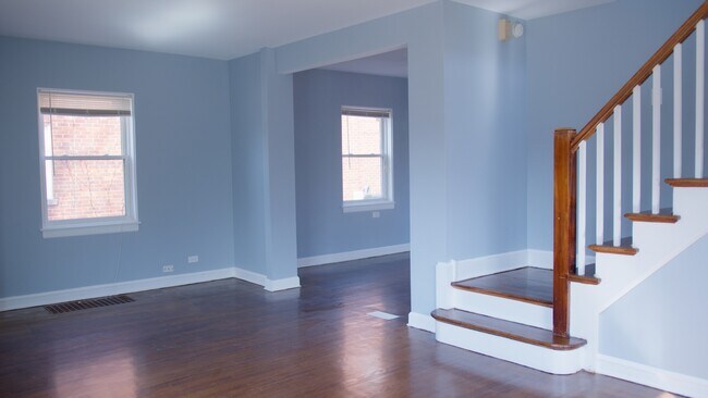 Building Photo - 17723 Highland Ave