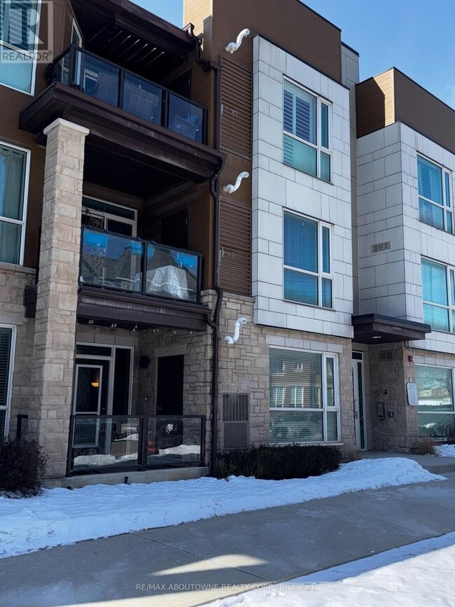 Building Photo - 2370 Khalsa Gate