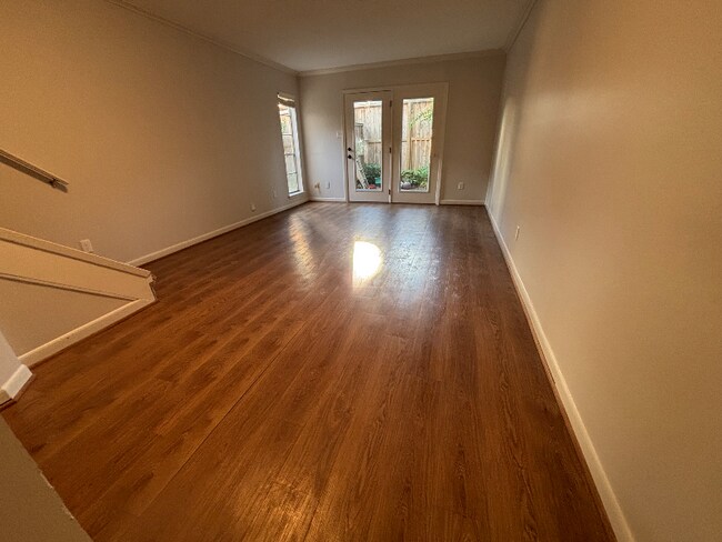 Foto del edificio - 2137 Branard St