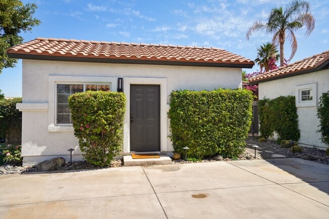 Building Photo - 45138 Shaugnessy Dr