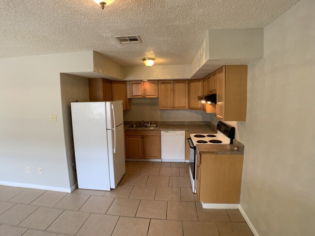 Foto del edificio - 2658 Tifton Ave