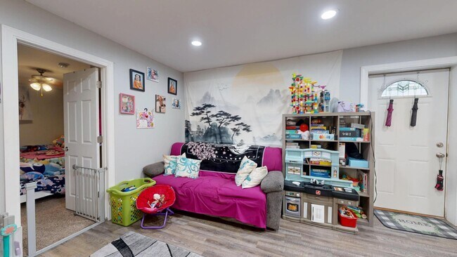 Foto del edificio - 1410 Gillette St