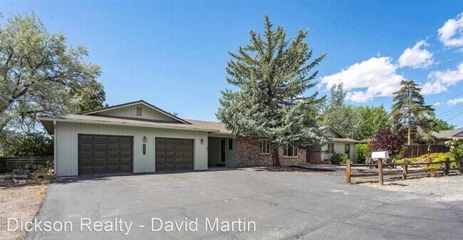 Foto del edificio - 3 br, 3 bath House - 4151 Tara St