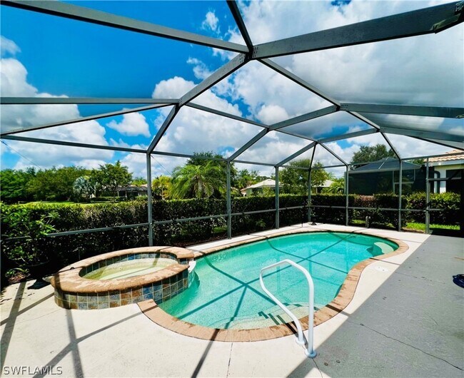 Building Photo - 13067 Silver Thorn Loop