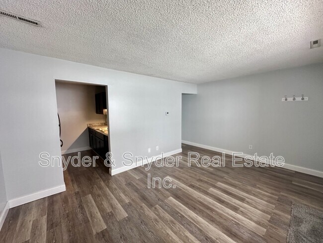 Foto del edificio - 2605 Terrace Ave