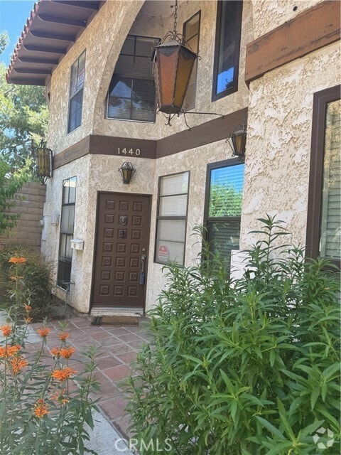 Building Photo - 1440 Everton Pl