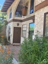 Building Photo - 1440 Everton Pl