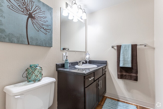 2BR, 1.5BA - 1,002SF - Monaco Apartments