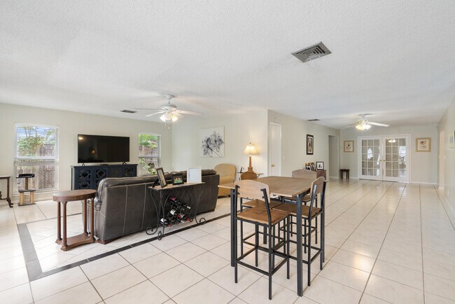 Foto del edificio - 306 18th Ave N