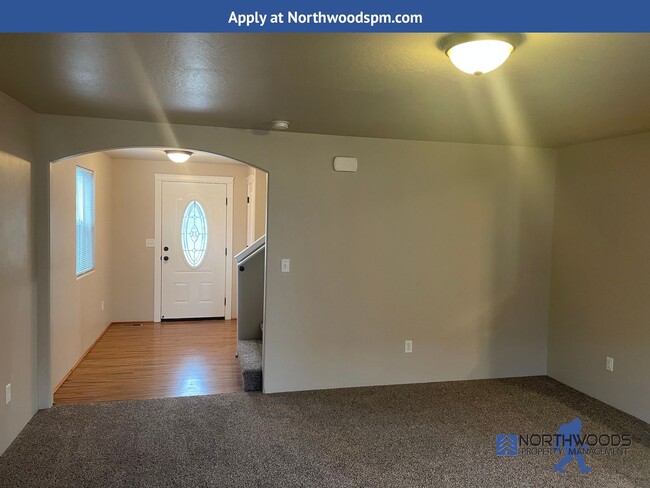 Building Photo - Beautiful 1982 Sq. Foot of Living-2 Story ...