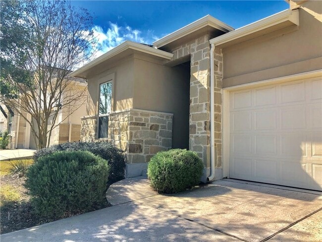 Building Photo - 10911 Hidden Caves Way