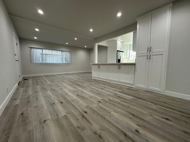 Building Photo - 8363 Blackburn Ave