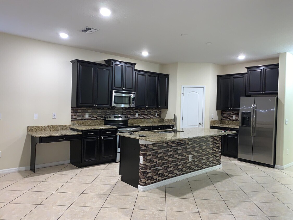 6869 Sundrop St, Harmony, FL 34773 House Rental in Harmony, FL