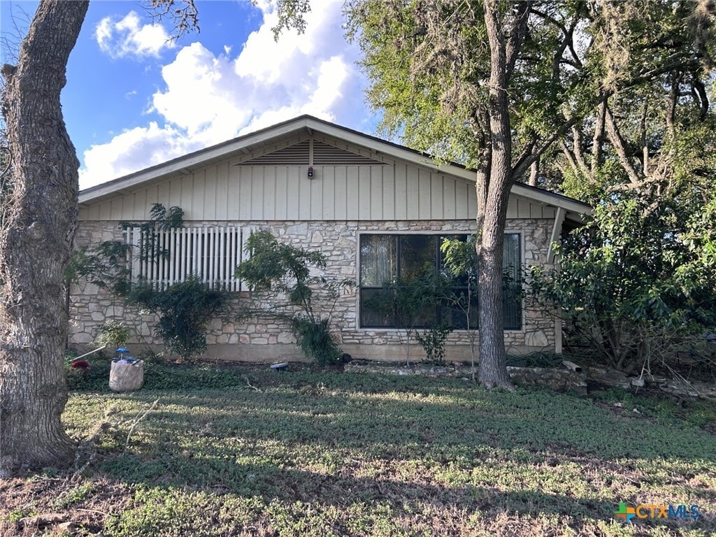 Building Photo - 709 Country Estates Dr