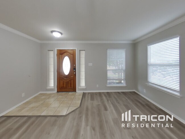 Building Photo - 2815 Del Mar Way