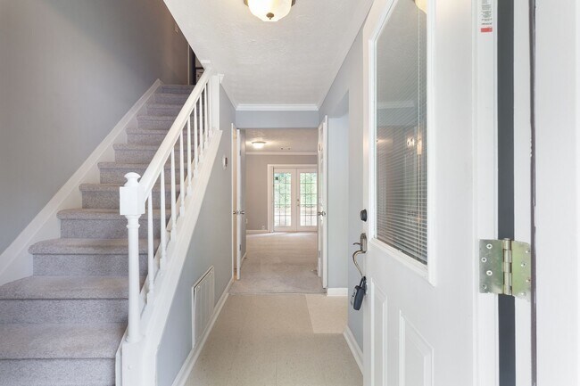 Foto del edificio - Two-Story Townhome Quiet Neighborhood w/ G...