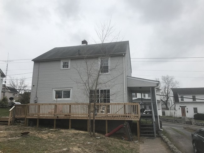 Building Photo - 203 E Moler Ave