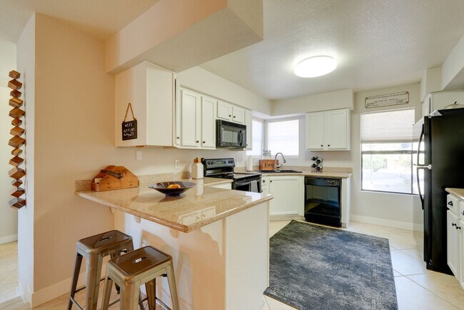 Foto del edificio - 8787 E Mountain View Rd