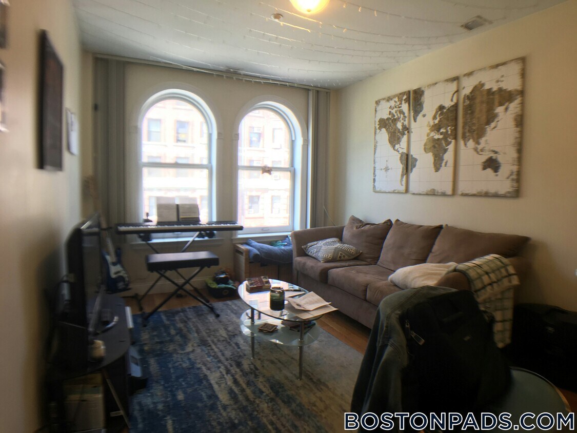 Foto principal - 90 Westland Ave