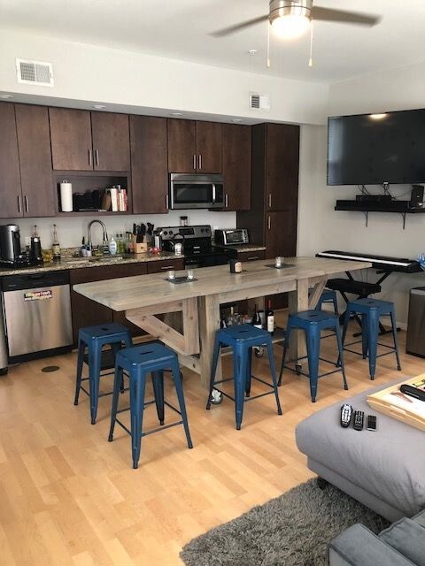 Building Photo - Centennial Apartments Unit 101