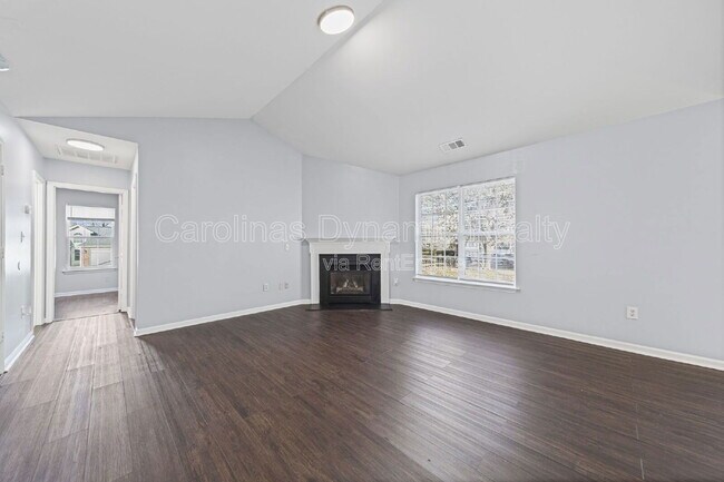 Foto del edificio - 2300 Genesis Dr