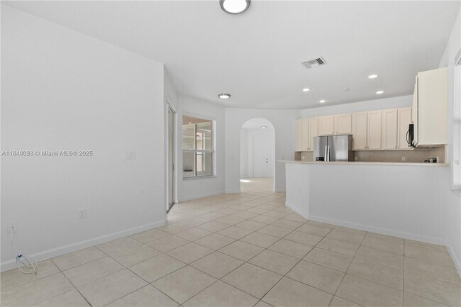 Foto del edificio - 3395 NE 11th Dr