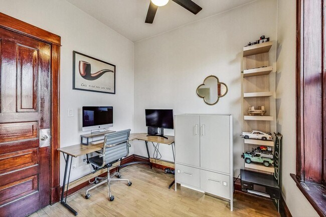 Foto del edificio - 930 N Fairfield Ave