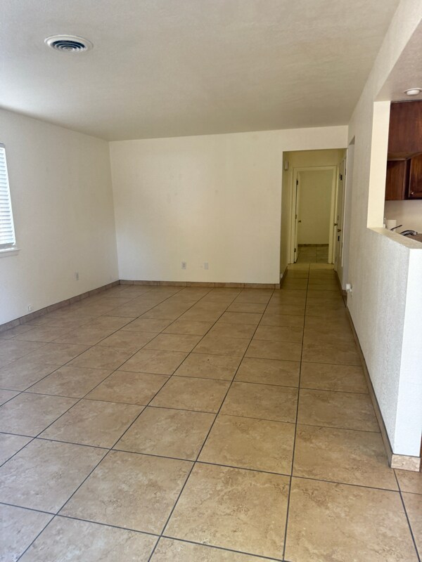 Foto del edificio - 1621 E 21st St